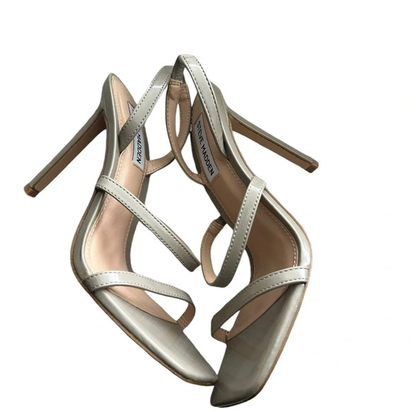 Steve Madden Women’s Size 7.5 Grace Strap Square Toe Heels - Picture 4 of 4